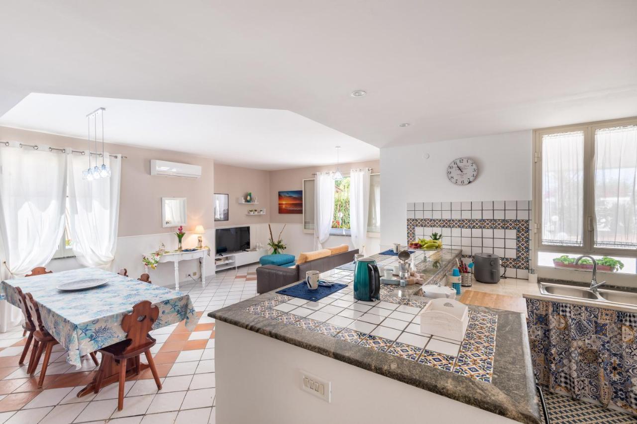 Appartamento In Villa Tulipano 马扎拉德尔瓦洛 外观 照片